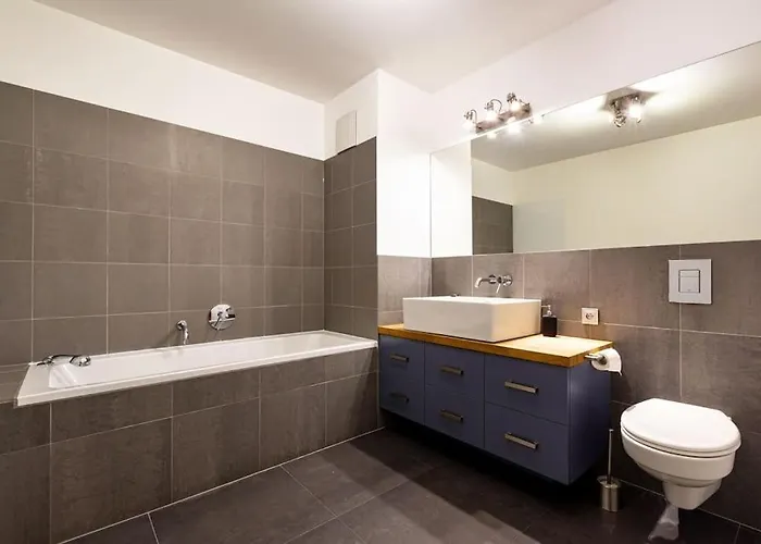 Urbannest Szafarnia 7-71