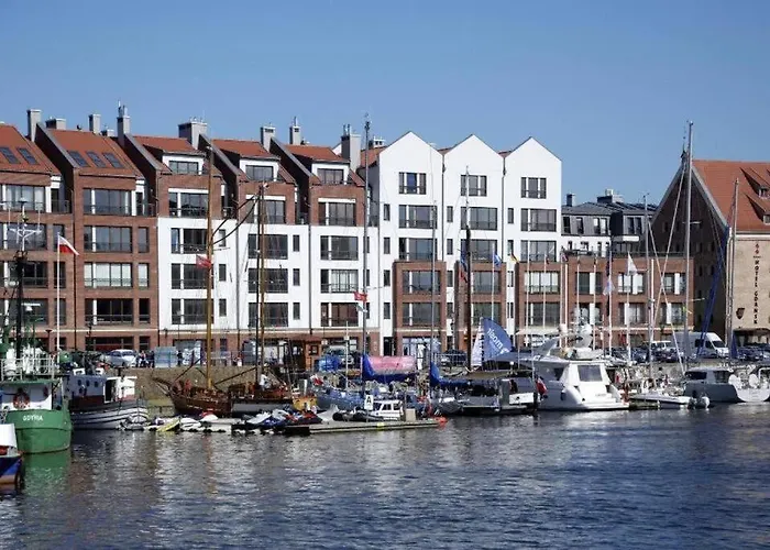 Urbannest Szafarnia 7-71 *